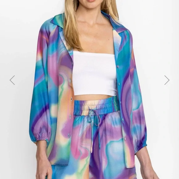 Johnny Was Merida marble silk short size medium. Fully lined with silk. Pockets